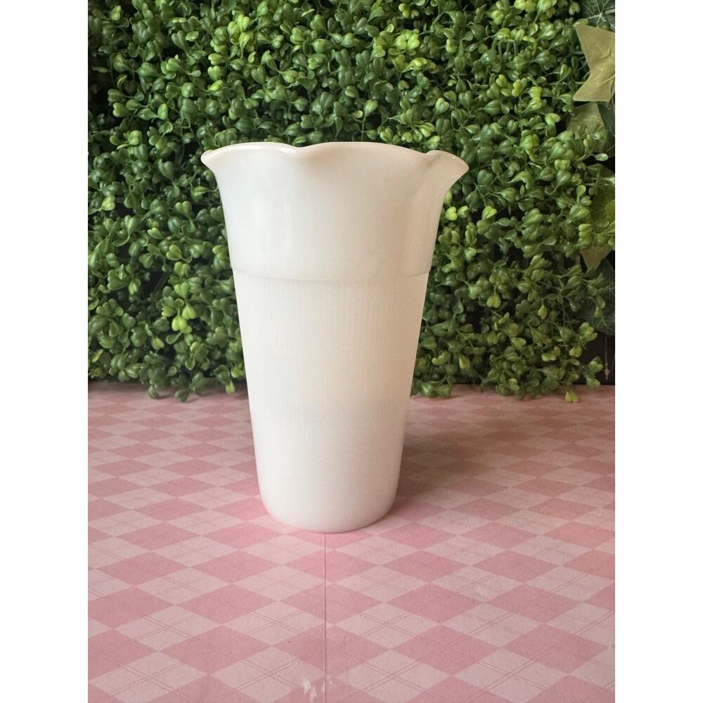 Vintage Hazel Atlas White Milk Glass Ribbed & Scalloped Vase Opaque